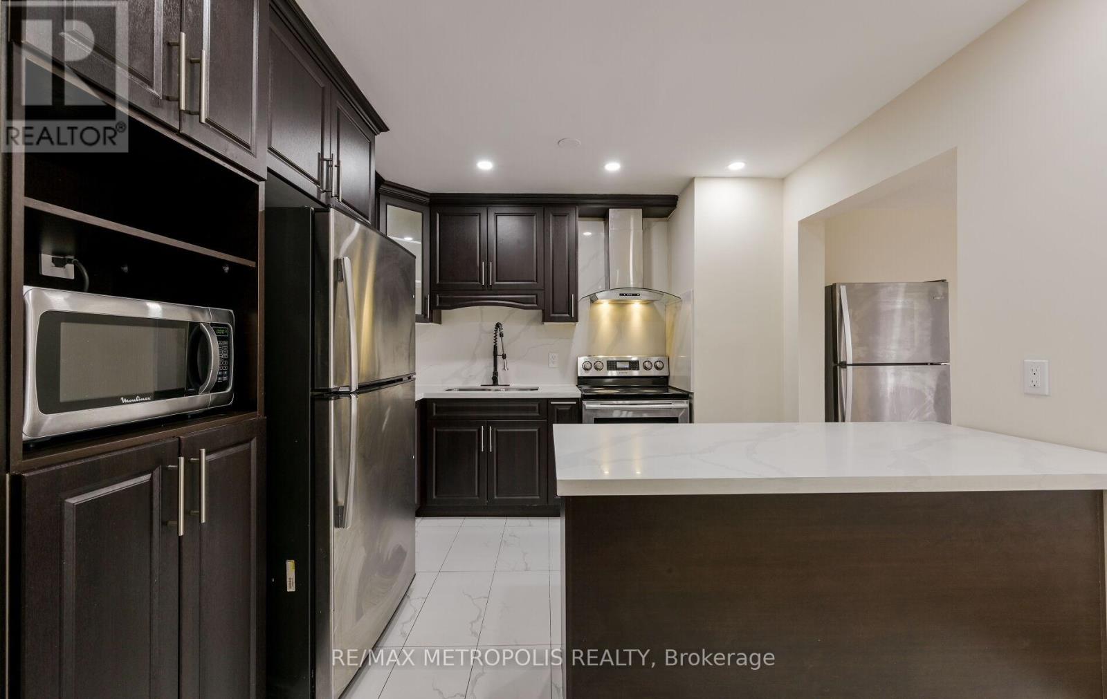 86 - 86 Carleton Place, Brampton (Bramalea West Industrial), Ontario  L6T 3Z4 - Photo 14 - W12929768