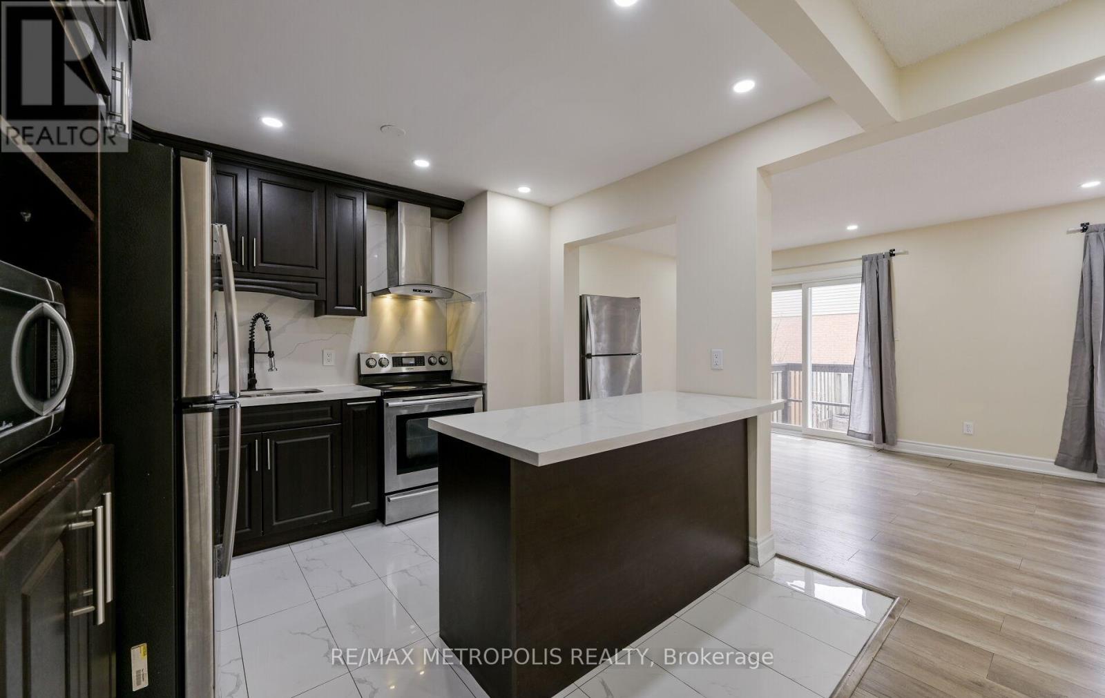 86 - 86 Carleton Place, Brampton (Bramalea West Industrial), Ontario  L6T 3Z4 - Photo 18 - W12929768