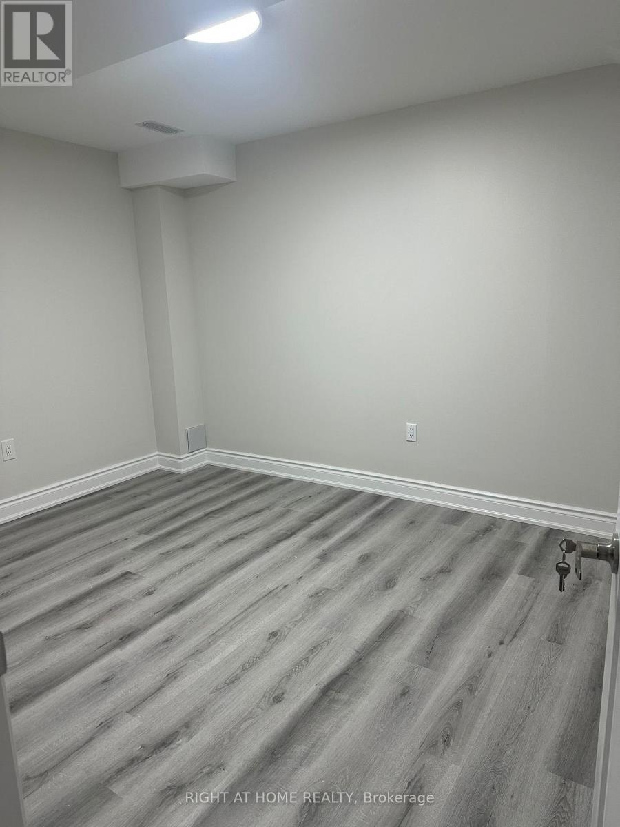 Bsmnt - 61 Edinburgh Drive, Brampton (Bram West), Ontario  L6Y 6A6 - Photo 9 - W12929804