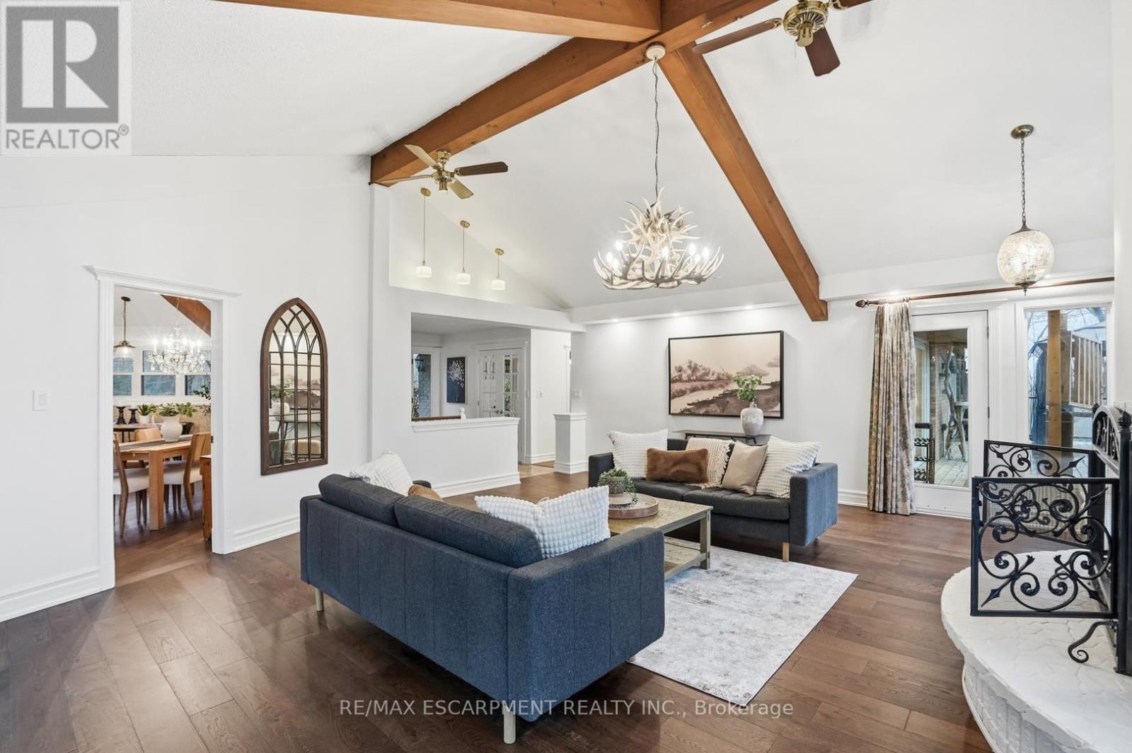 1987 Snake Road, Burlington, Ontario  L7P 4Y1 - Photo 7 - W12929810