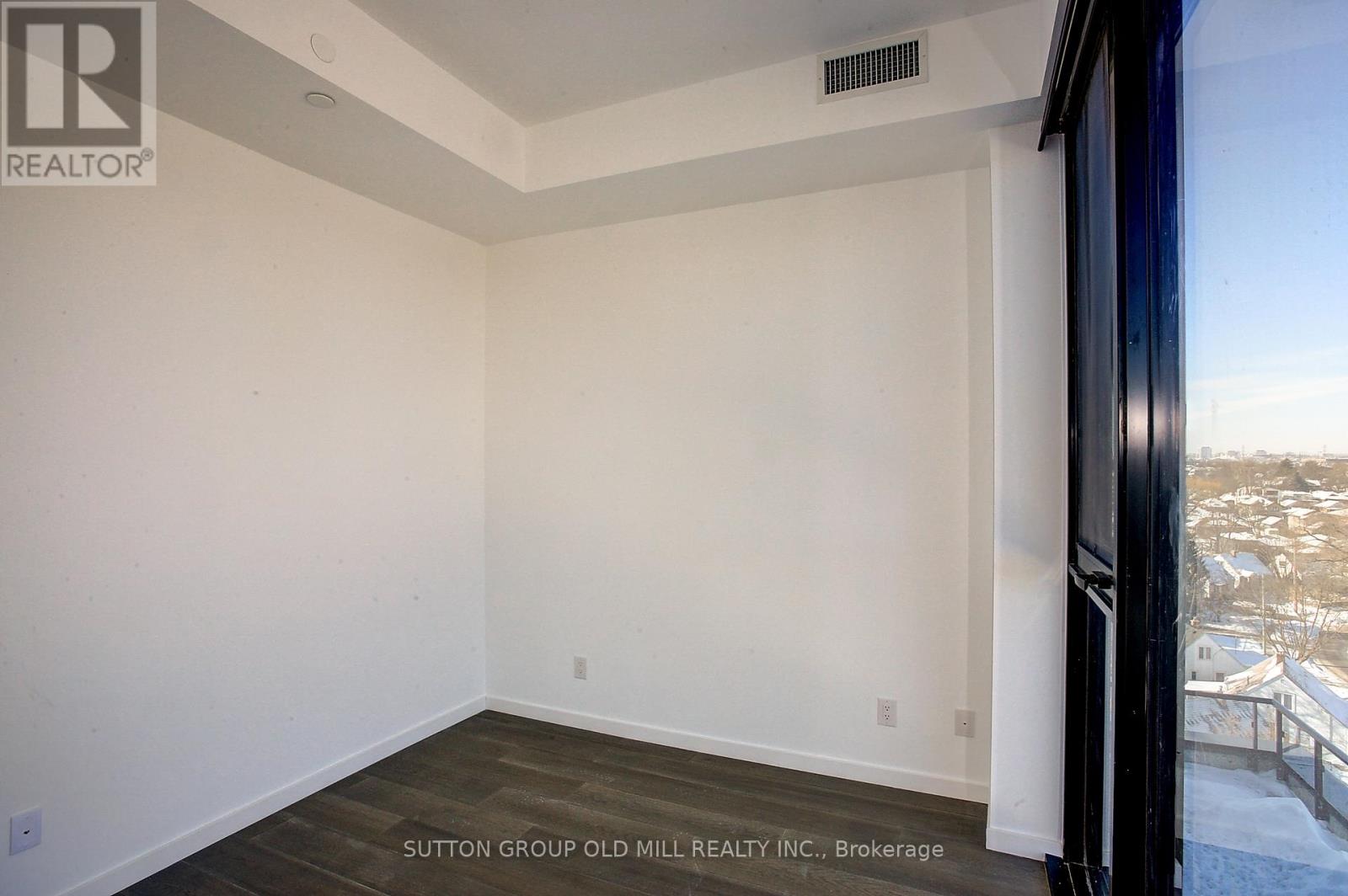 819 - 7 Smith Crescent, Toronto (Stonegate-Queensway), Ontario  M8Z 1N5 - Photo 18 - W12929812