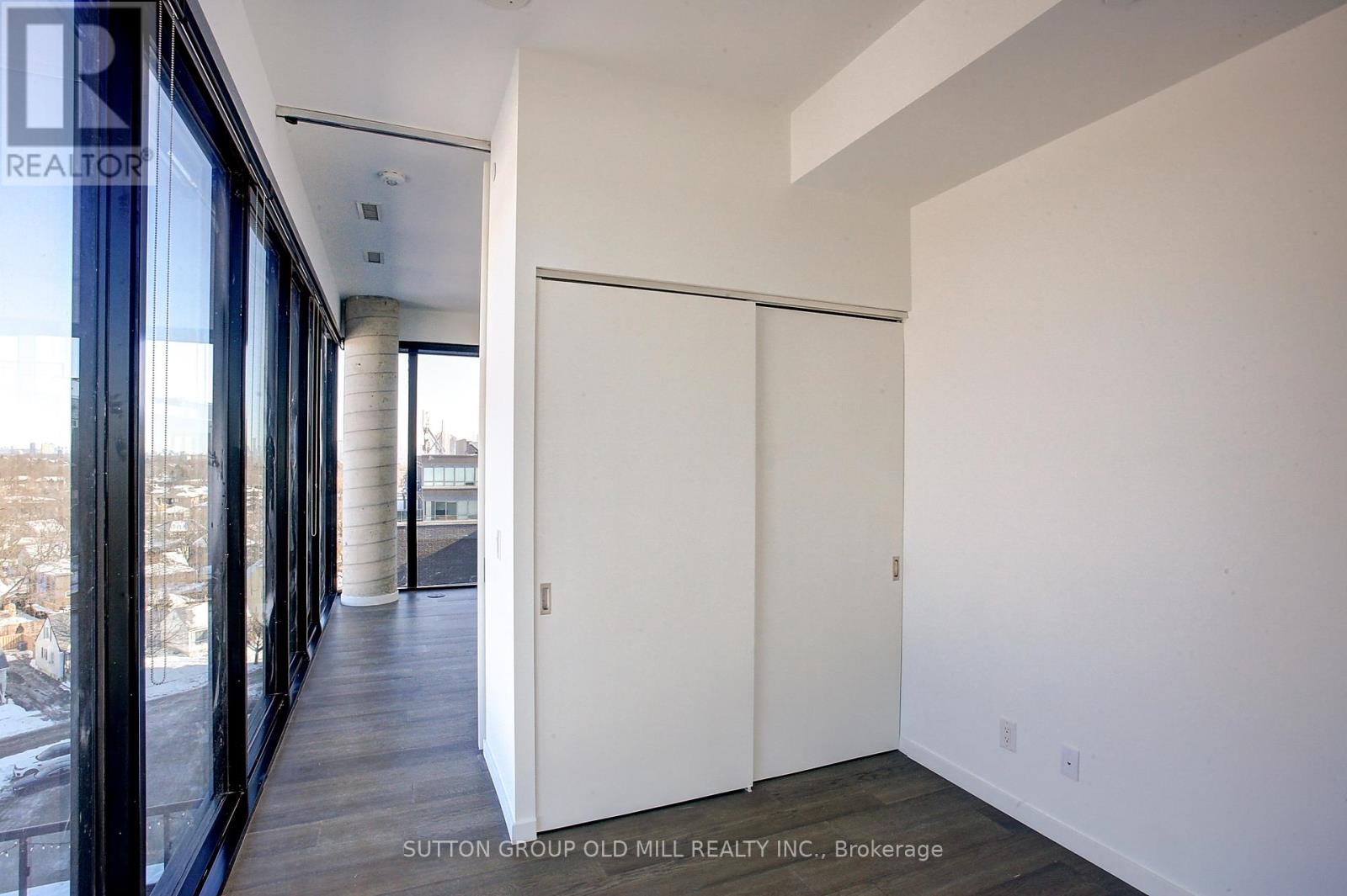 819 - 7 Smith Crescent, Toronto (Stonegate-Queensway), Ontario  M8Z 1N5 - Photo 19 - W12929812