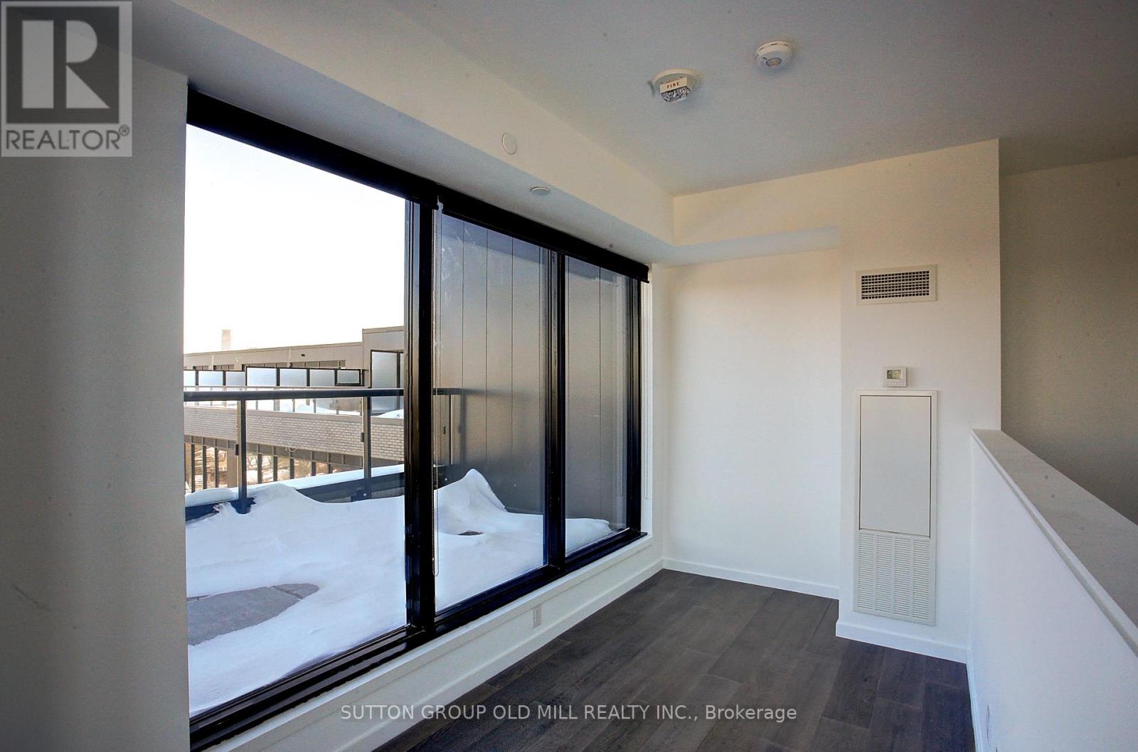 819 - 7 Smith Crescent, Toronto (Stonegate-Queensway), Ontario  M8Z 1N5 - Photo 21 - W12929812