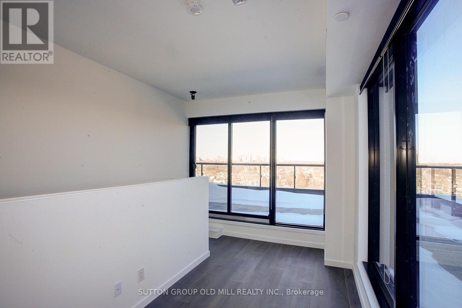 819 - 7 Smith Crescent, Toronto (Stonegate-Queensway), Ontario  M8Z 1N5 - Photo 22 - W12929812