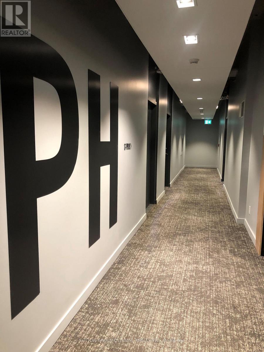 819 - 7 Smith Crescent, Toronto (Stonegate-Queensway), Ontario  M8Z 1N5 - Photo 5 - W12929812