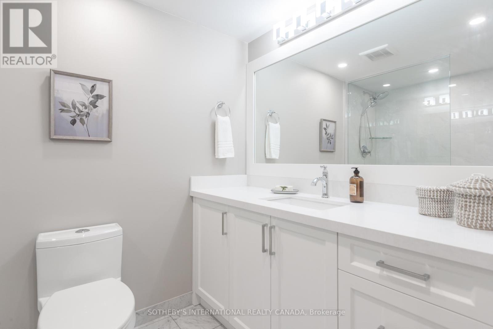 4104 - 1 Palace Pier Court, Toronto, Ontario  M8V 3W9 - Photo 19 - W12929834