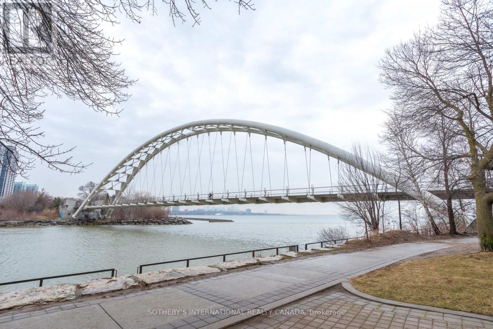 4104 - 1 Palace Pier Court, Toronto, Ontario  M8V 3W9 - Photo 30 - W12929834