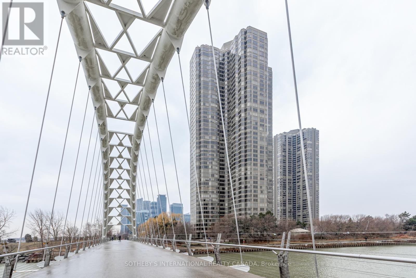 4104 - 1 Palace Pier Court, Toronto, Ontario  M8V 3W9 - Photo 32 - W12929834