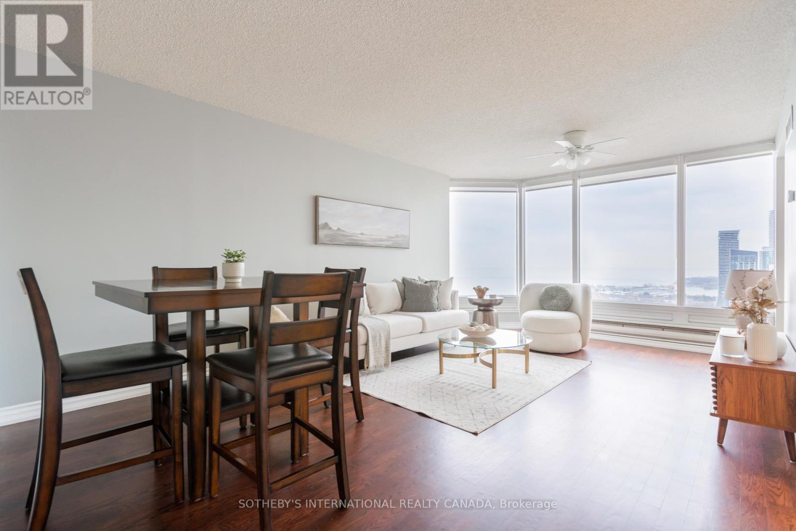 4104 - 1 Palace Pier Court, Toronto, Ontario  M8V 3W9 - Photo 6 - W12929834