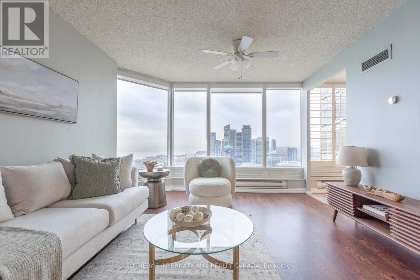 4104 - 1 Palace Pier Court, Toronto, Ontario  M8V 3W9 - Photo 8 - W12929834