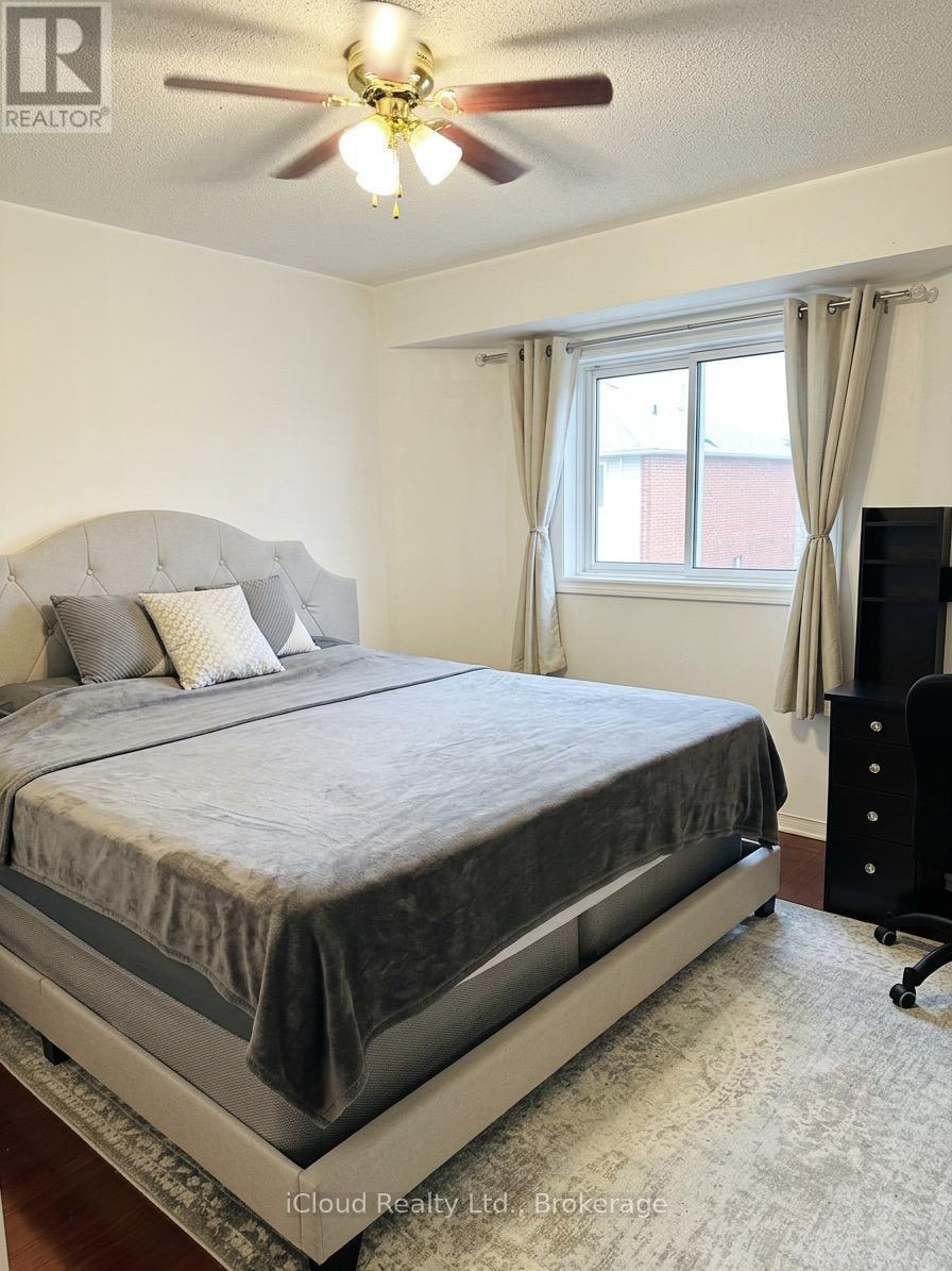 5641 Cortina Crescent, Mississauga (Hurontario), Ontario  L4Z 3R4 - Photo 7 - W12929836