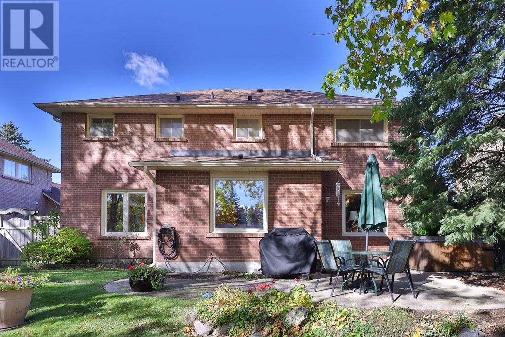 700 Fieldstone Road, Mississauga, Ontario  L5C 3M5 - Photo 39 - W12929842