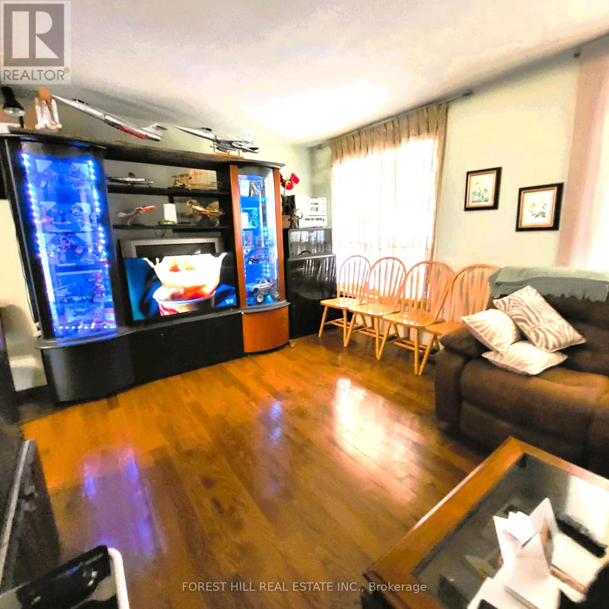 104 - 104 Baronwood Court, Brampton (Brampton North), Ontario  L6V 3H7 - Photo 11 - W12929850