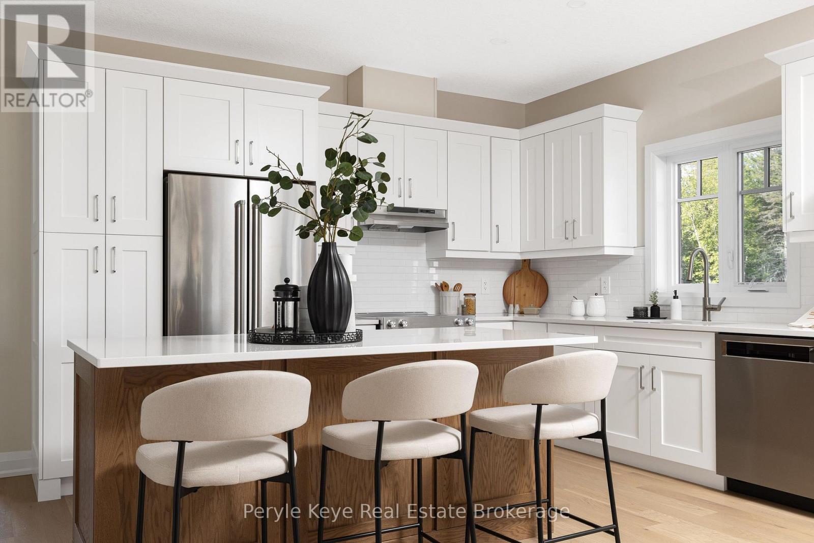 14 Charles Morley Boulevard, Huntsville, Ontario  P1H 0G5 - Photo 13 - X12781970