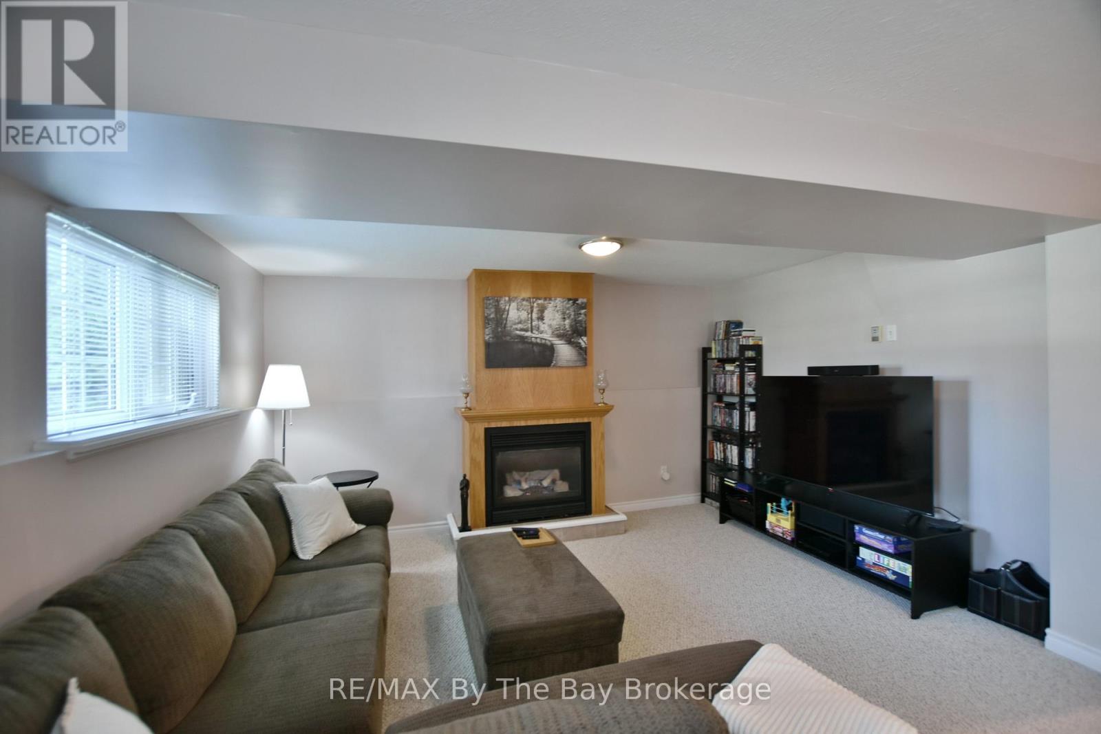 8 Pridham Court, Wasaga Beach, Ontario  L9Z 1M4 - Photo 35 - S12787216