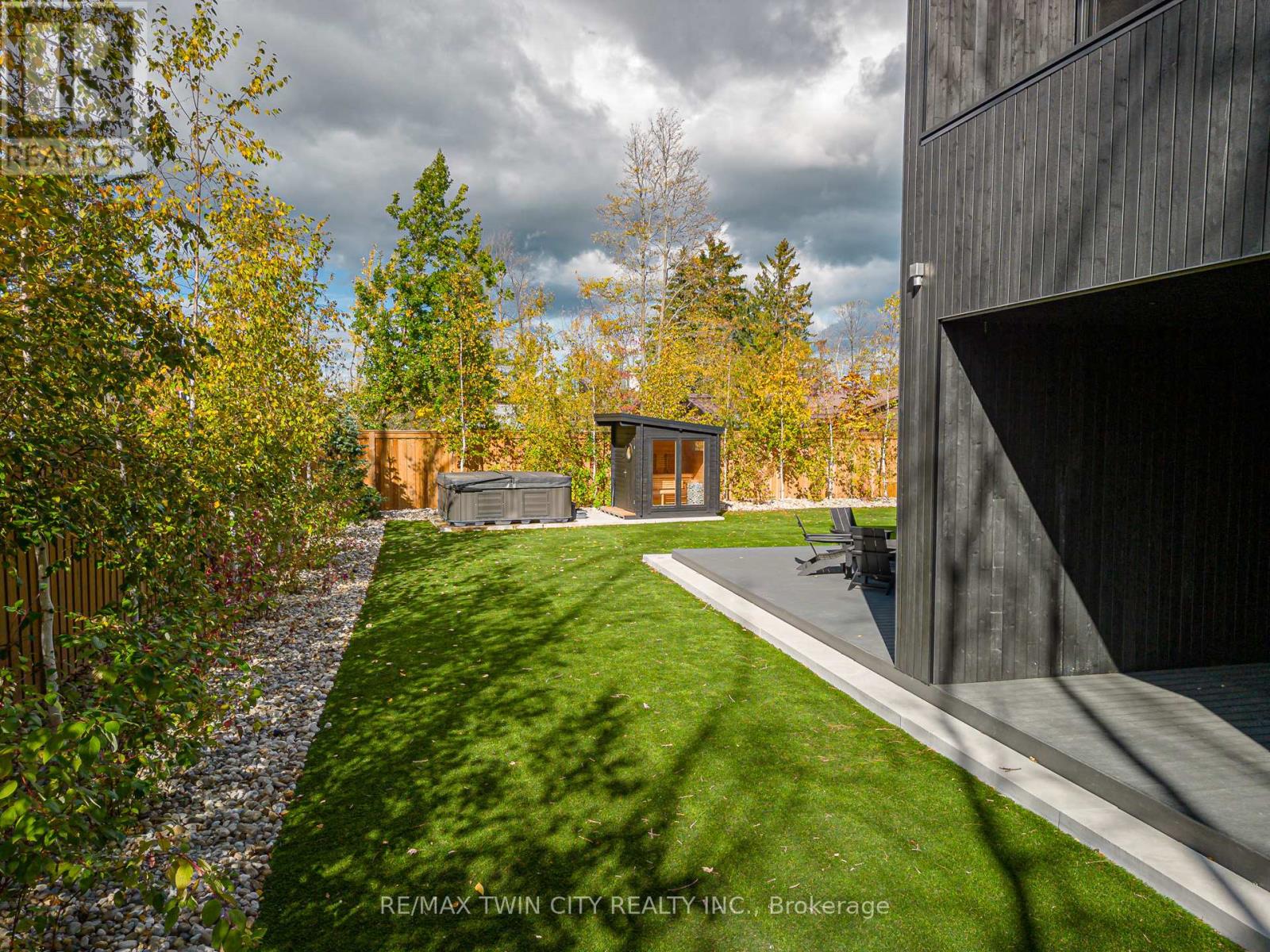 112 Martin Grove, Blue Mountains, Ontario  L9Y 0N5 - Photo 33 - X12929622