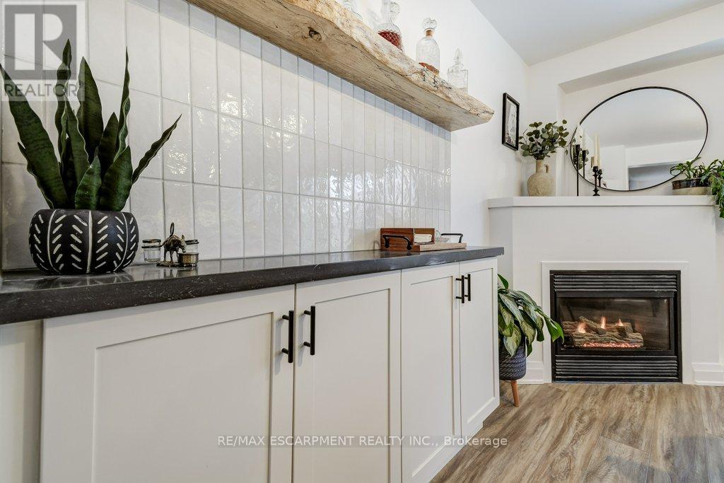 4 Harnesworth Crescent, Hamilton, Ontario  L8B 0J3 - Photo 16 - X12929624