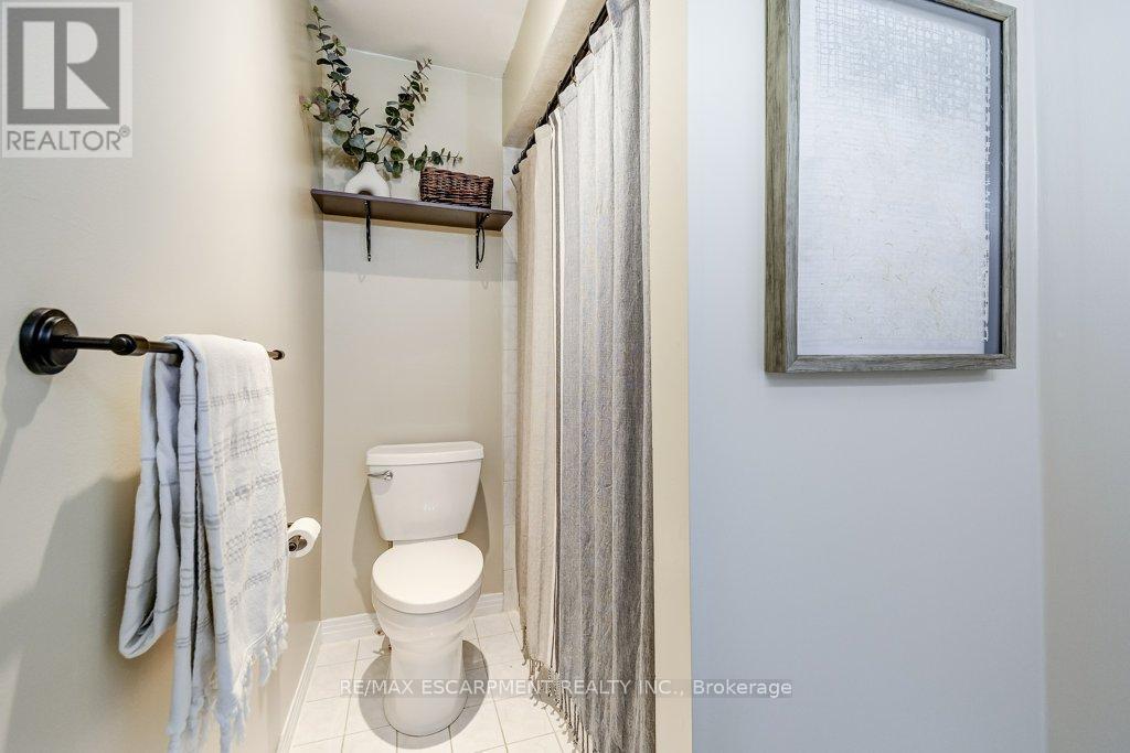 4 Harnesworth Crescent, Hamilton, Ontario  L8B 0J3 - Photo 19 - X12929624