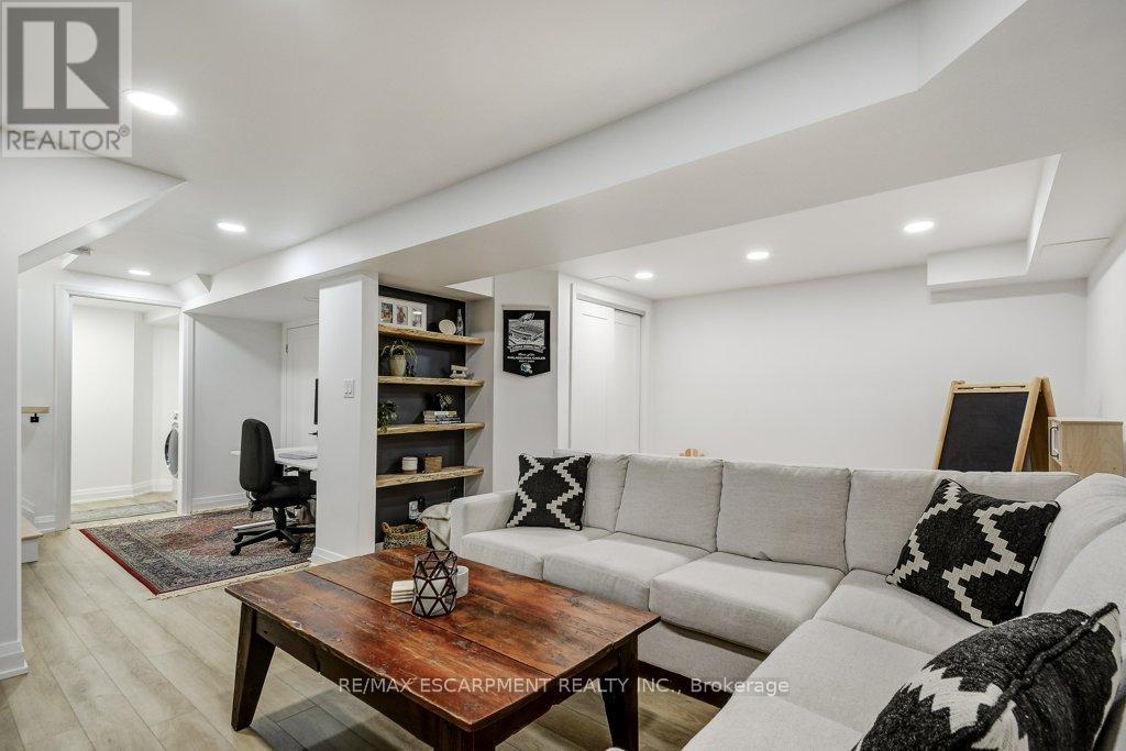 4 Harnesworth Crescent, Hamilton, Ontario  L8B 0J3 - Photo 26 - X12929624