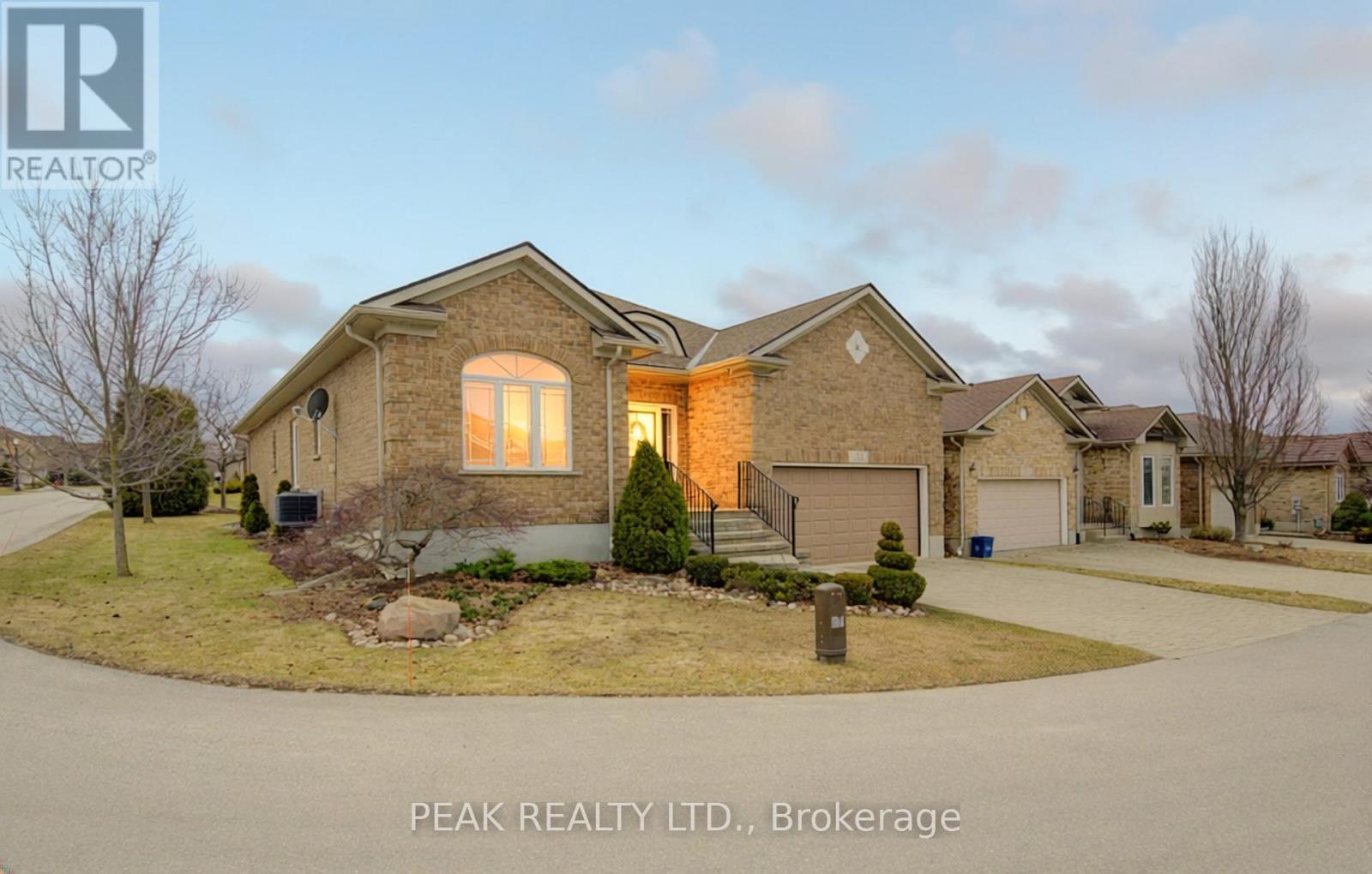 103 Devonshire Drive, Wilmot, Ontario  N3A 4J6 - Photo 3 - X12929650