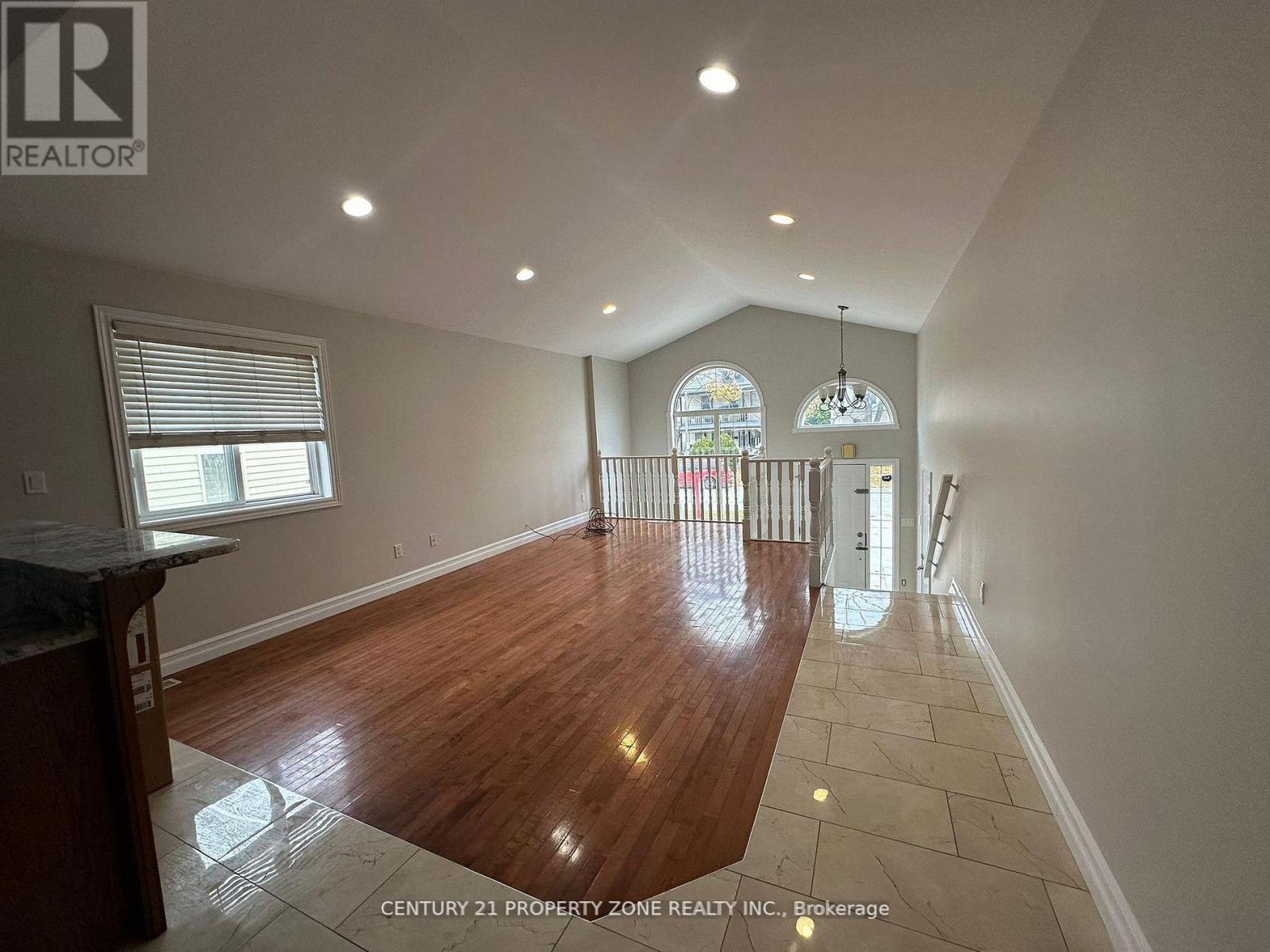 975 Albert Road, Windsor, Ontario  N8Y 3P1 - Photo 3 - X12929714