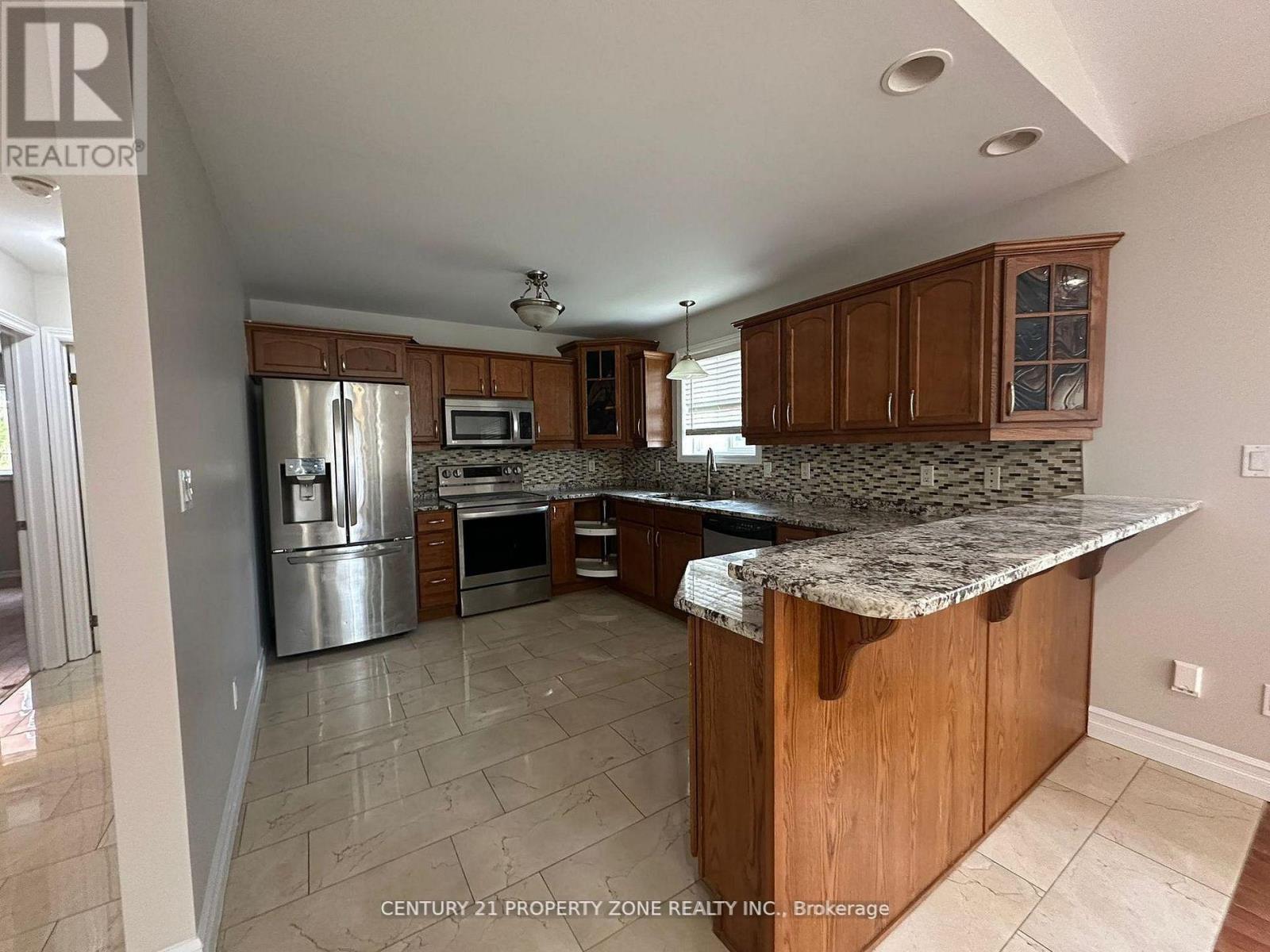 975 Albert Road, Windsor, Ontario  N8Y 3P1 - Photo 7 - X12929714