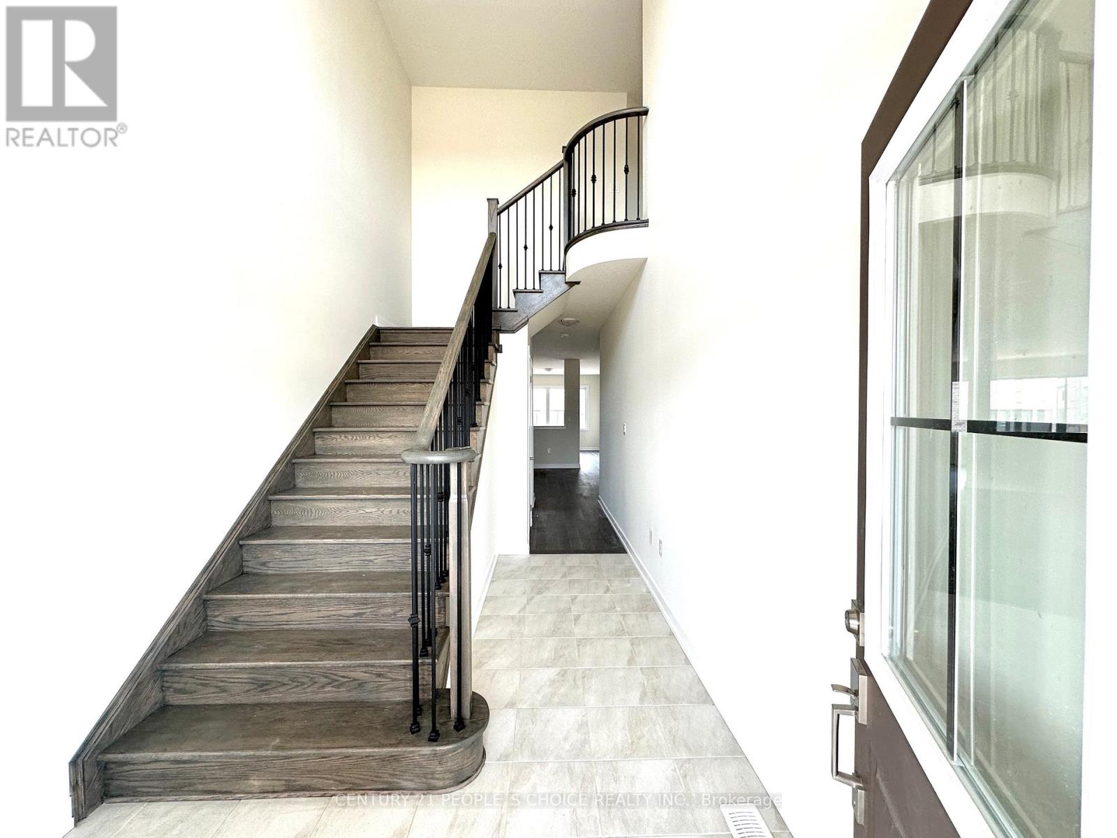 15 Wintergreen Crescent, Haldimand, Ontario  N3W 0H9 - Photo 5 - X12929772