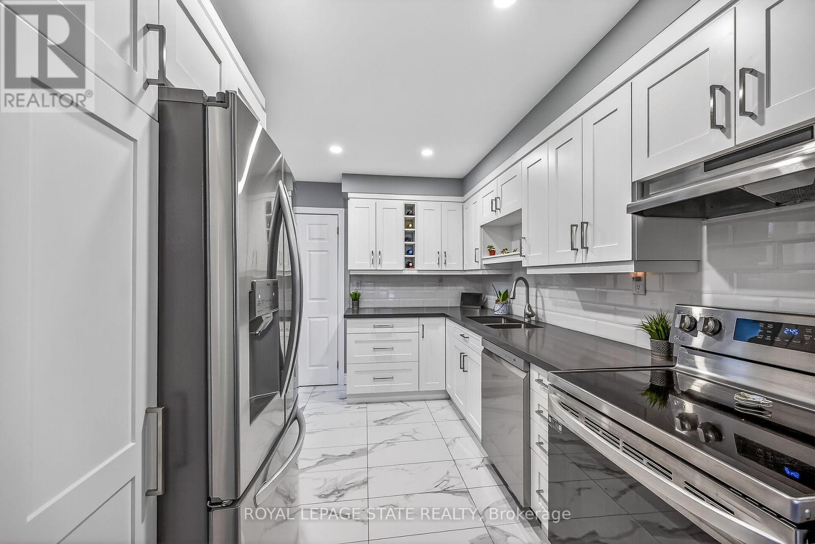 143 Cranbrook Drive, Hamilton, Ontario  L9C 4S5 - Photo 11 - X12929780