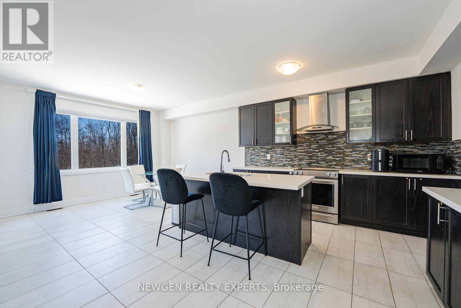 9218 White Oak Avenue N, Niagara Falls, Ontario  L2G 0E9 - Photo 15 - X12929818