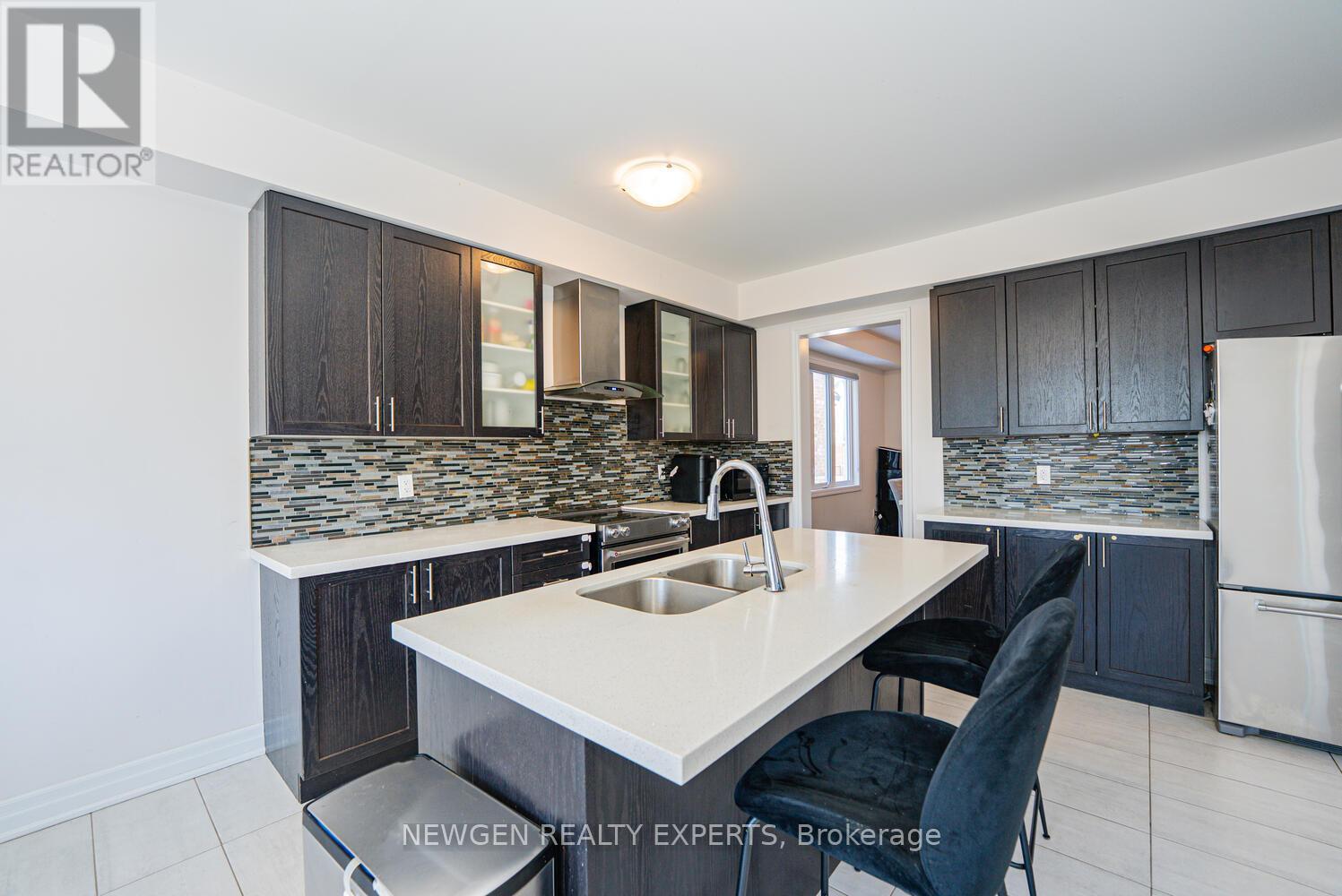 9218 White Oak Avenue N, Niagara Falls, Ontario  L2G 0E9 - Photo 17 - X12929818