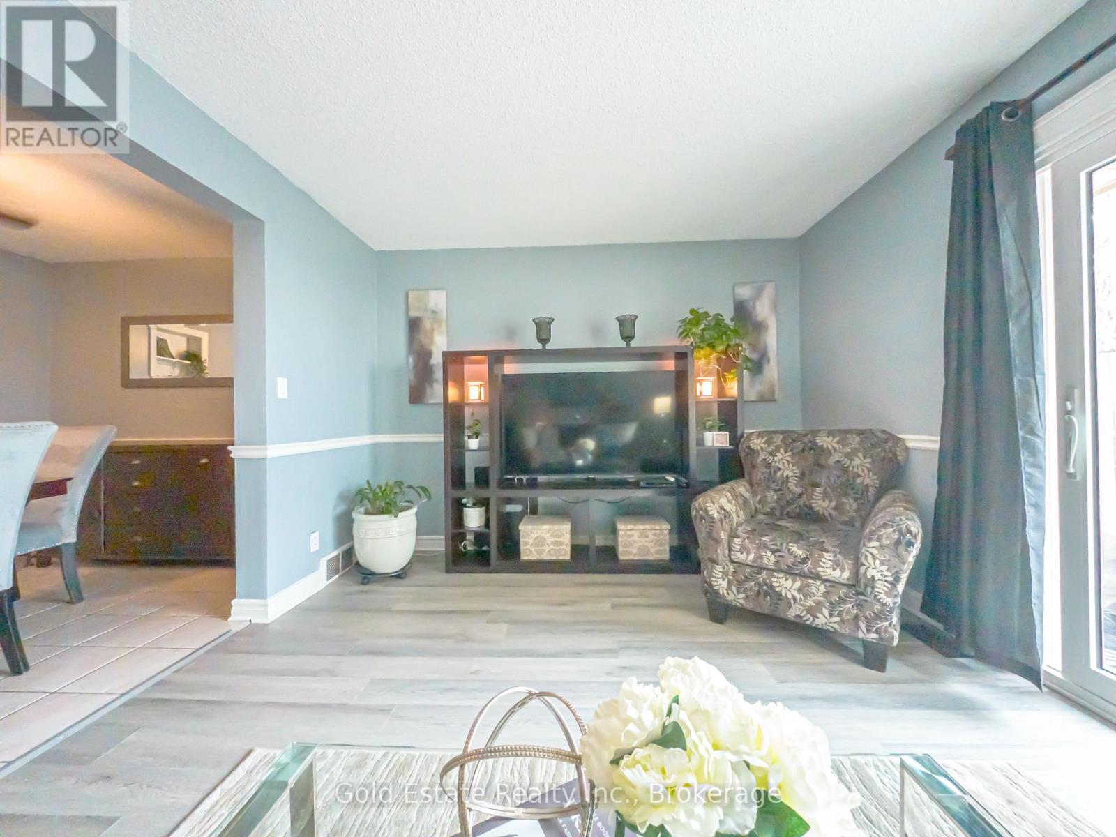 19 - 18 Barry Street, St. Catharines, Ontario  L2R 7J6 - Photo 13 - X12929822