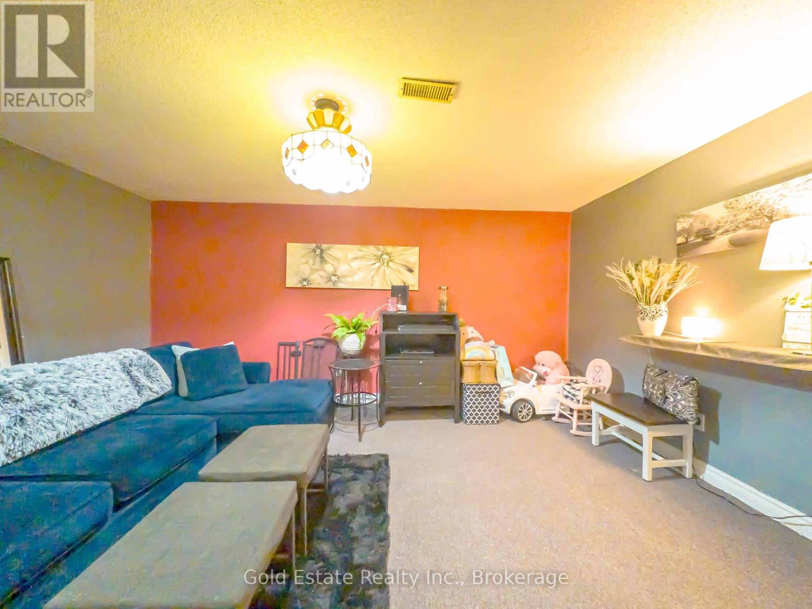 19 - 18 Barry Street, St. Catharines, Ontario  L2R 7J6 - Photo 34 - X12929822