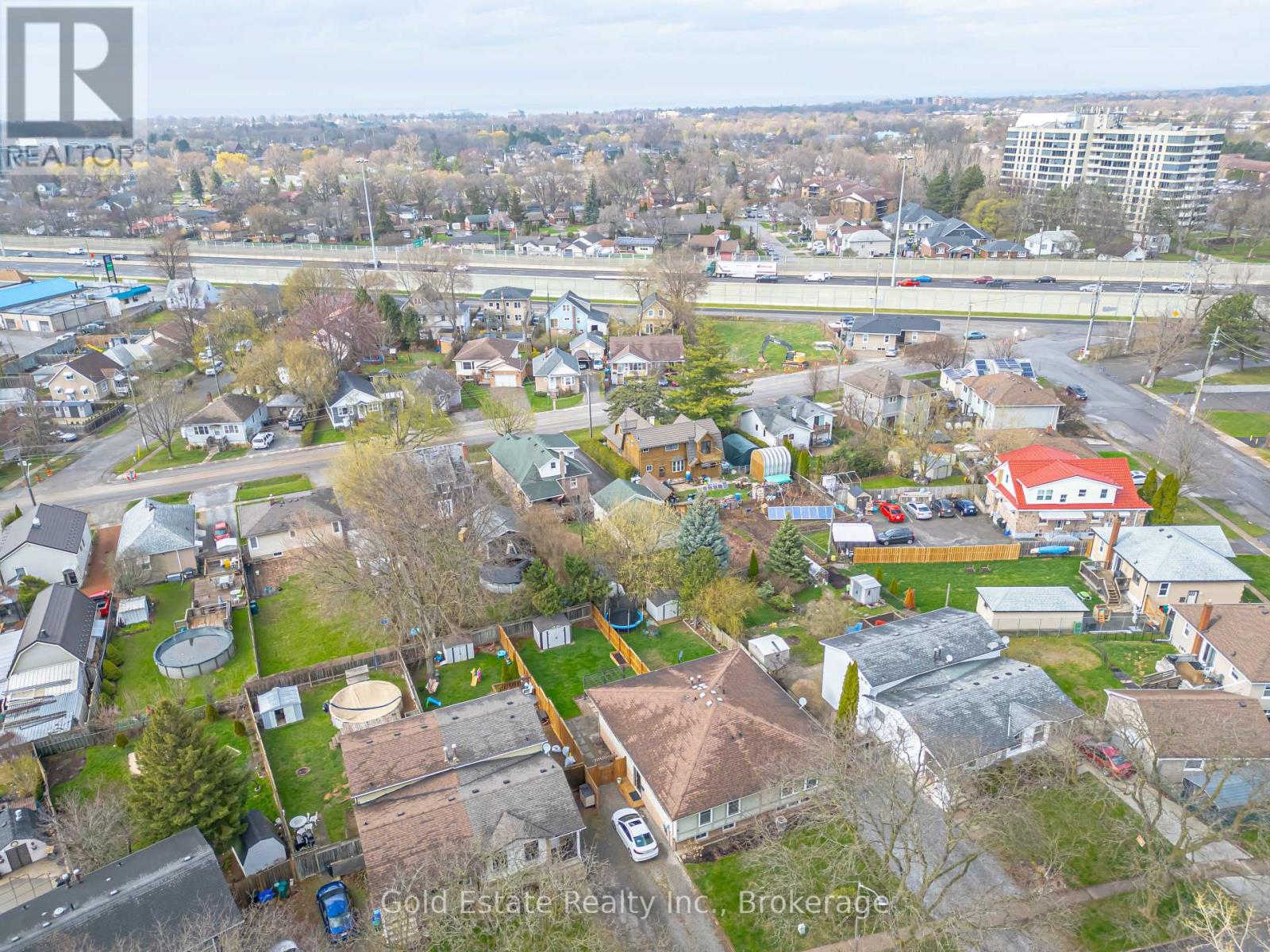 19 - 18 Barry Street, St. Catharines, Ontario  L2R 7J6 - Photo 47 - X12929822