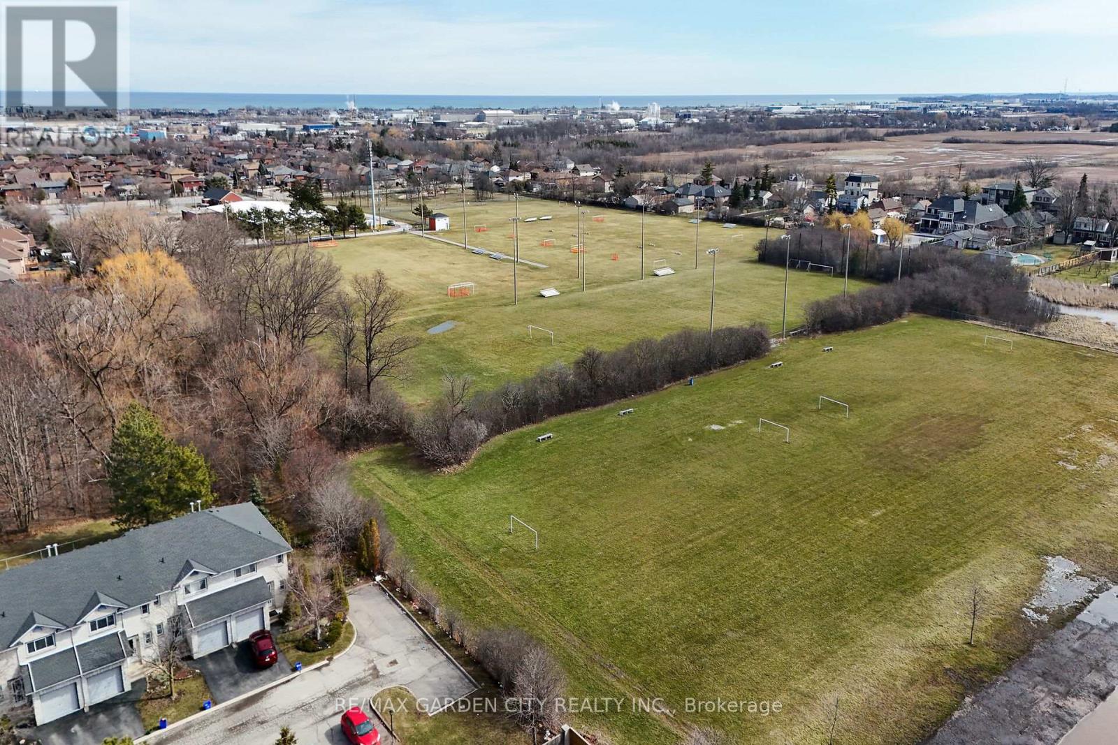 59 - 2 Royalwood Court, Hamilton, Ontario  L8E 4Z1 - Photo 21 - X12929832