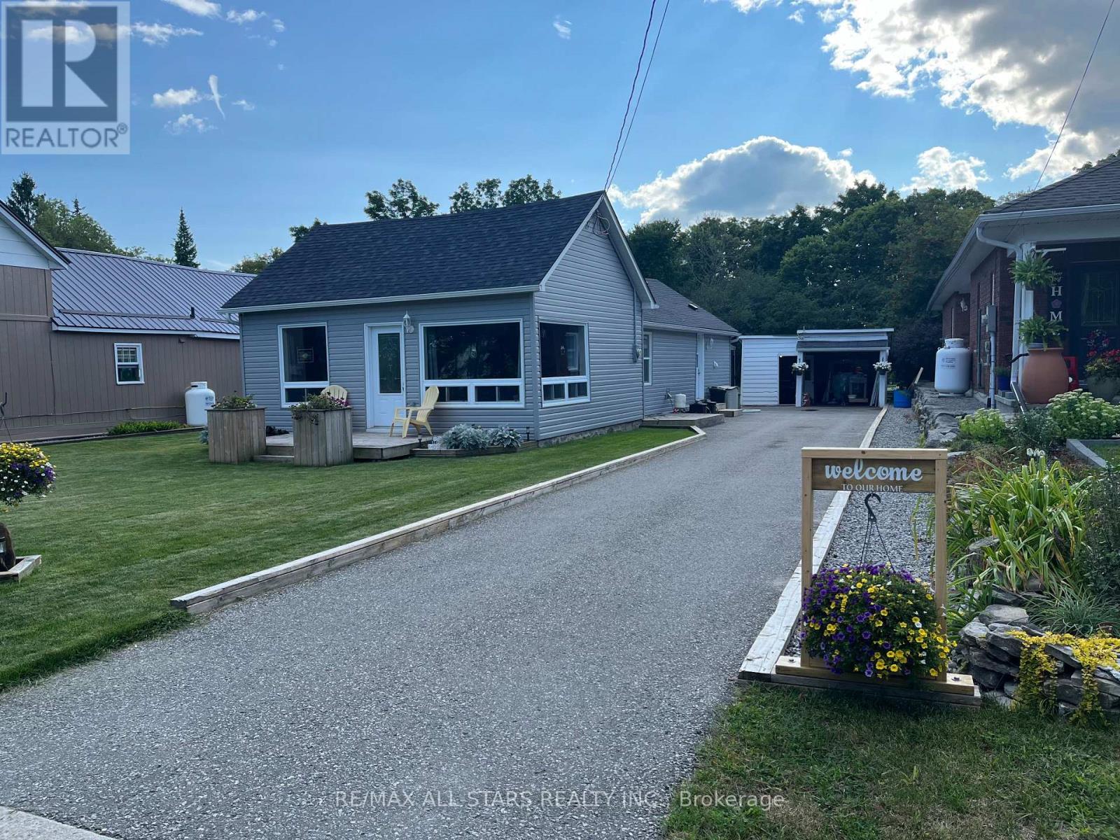 47 Need Street, Kawartha Lakes, Ontario  K0M 1A0 - Photo 2 - X12734954