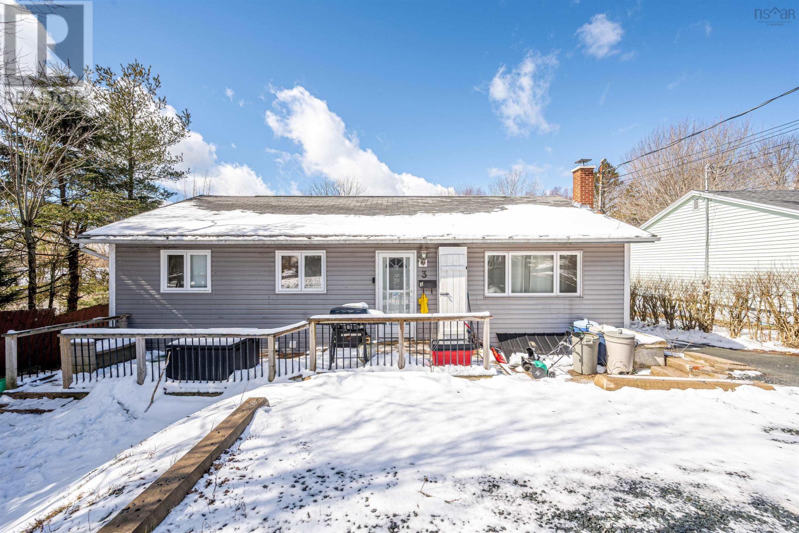 3/3a Pauline Crescent, Dartmouth, Nova Scotia  B2W 2A5 - Photo 2 - 202605692