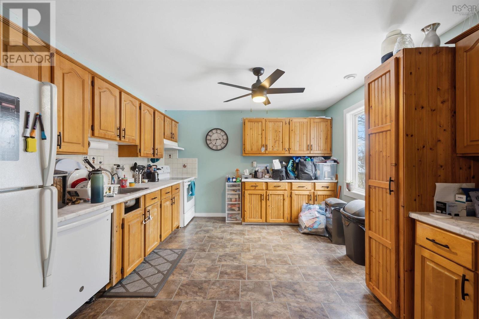 3/3a Pauline Crescent, Dartmouth, Nova Scotia  B2W 2A5 - Photo 32 - 202605692