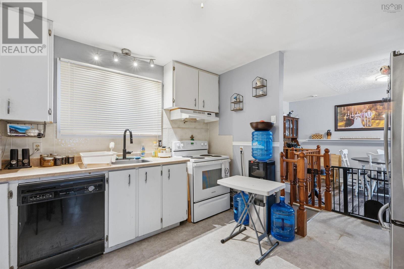 3/3a Pauline Crescent, Dartmouth, Nova Scotia  B2W 2A5 - Photo 9 - 202605692