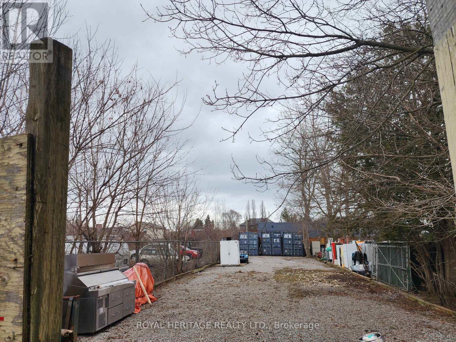 203 Valencia Road, Oshawa, Ontario  L1J 1P2 - Photo 24 - E12929906