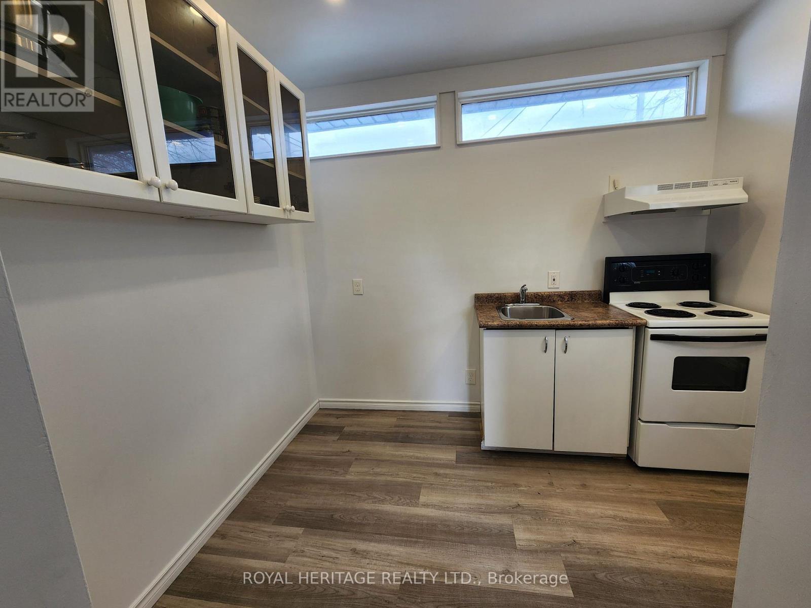 203 Valencia Road, Oshawa, Ontario  L1J 1P2 - Photo 15 - E12929936