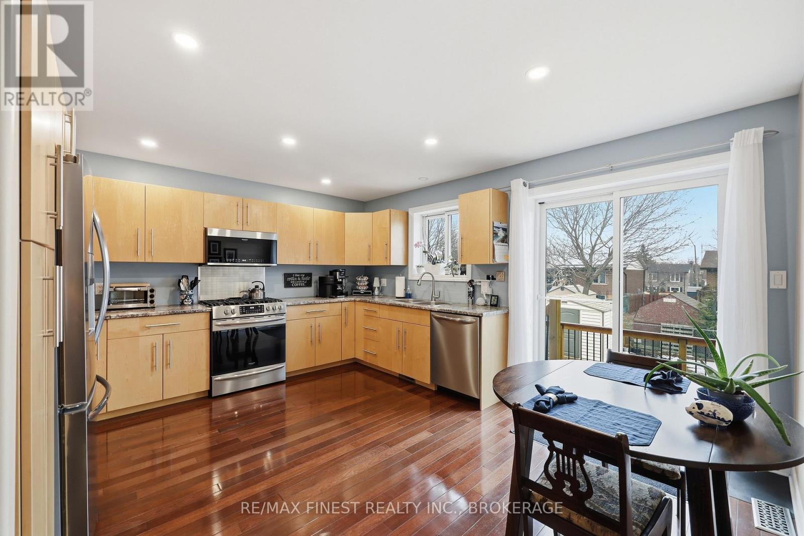 84 Kildare Avenue, Loyalist, Ontario  K7N 1Z5 - Photo 12 - X12929894