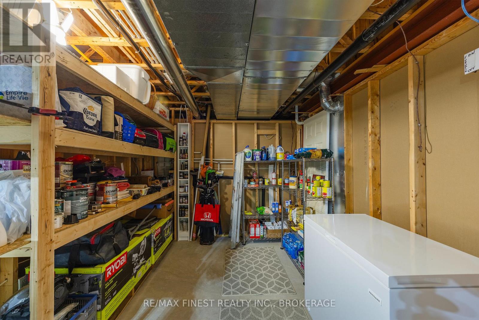 84 Kildare Avenue, Loyalist, Ontario  K7N 1Z5 - Photo 38 - X12929894