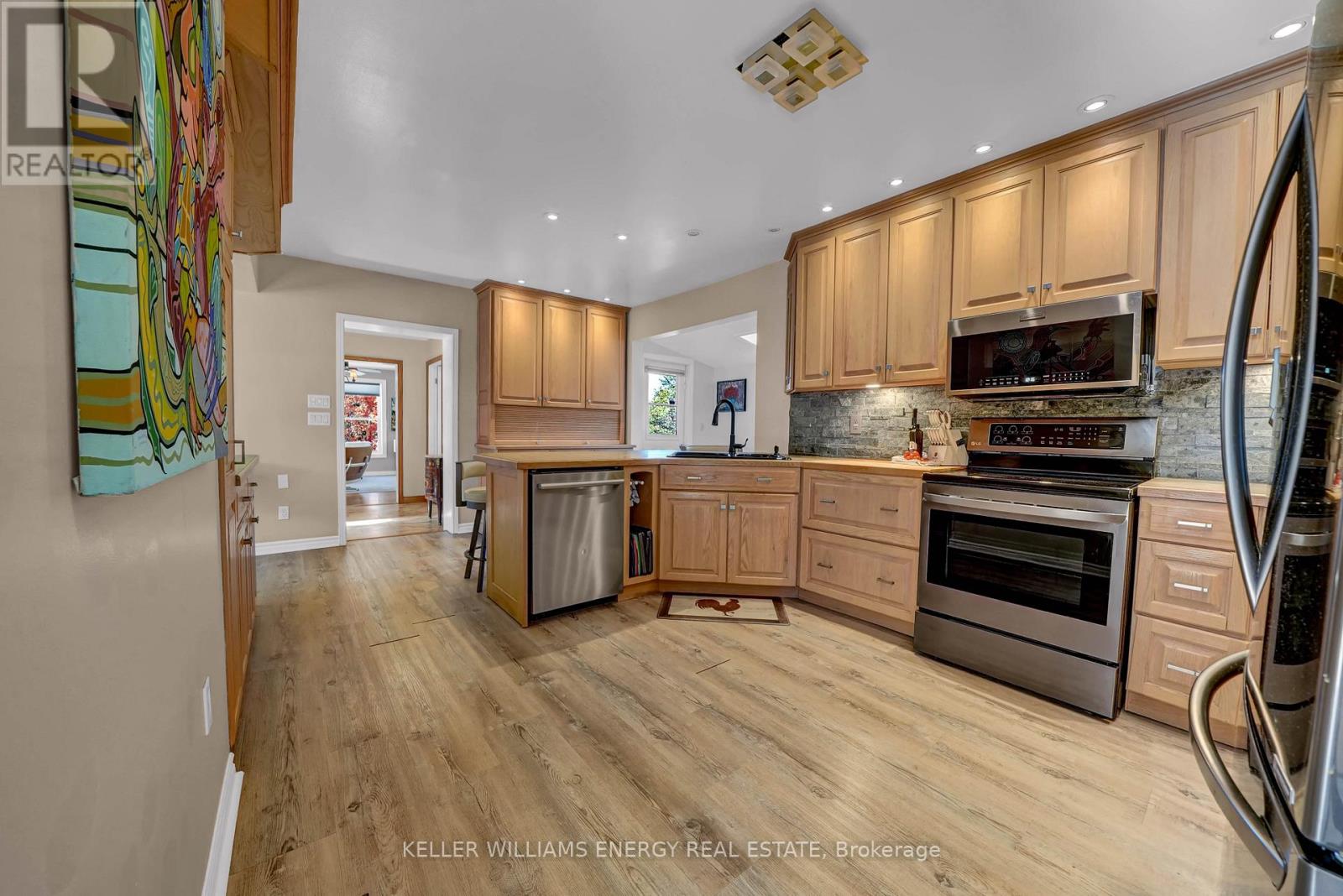 11858 Loyalist Parkway, Prince Edward County, Ontario  K0K 2T0 - Photo 20 - X12929916