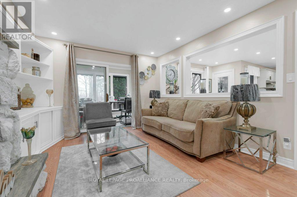 6 Bridlewood Lane, Quinte West, Ontario  K8V 6N4 - Photo 21 - X12929972