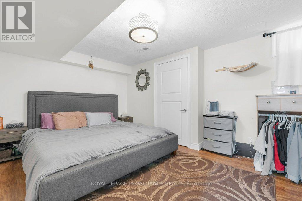 6 Bridlewood Lane, Quinte West, Ontario  K8V 6N4 - Photo 35 - X12929972