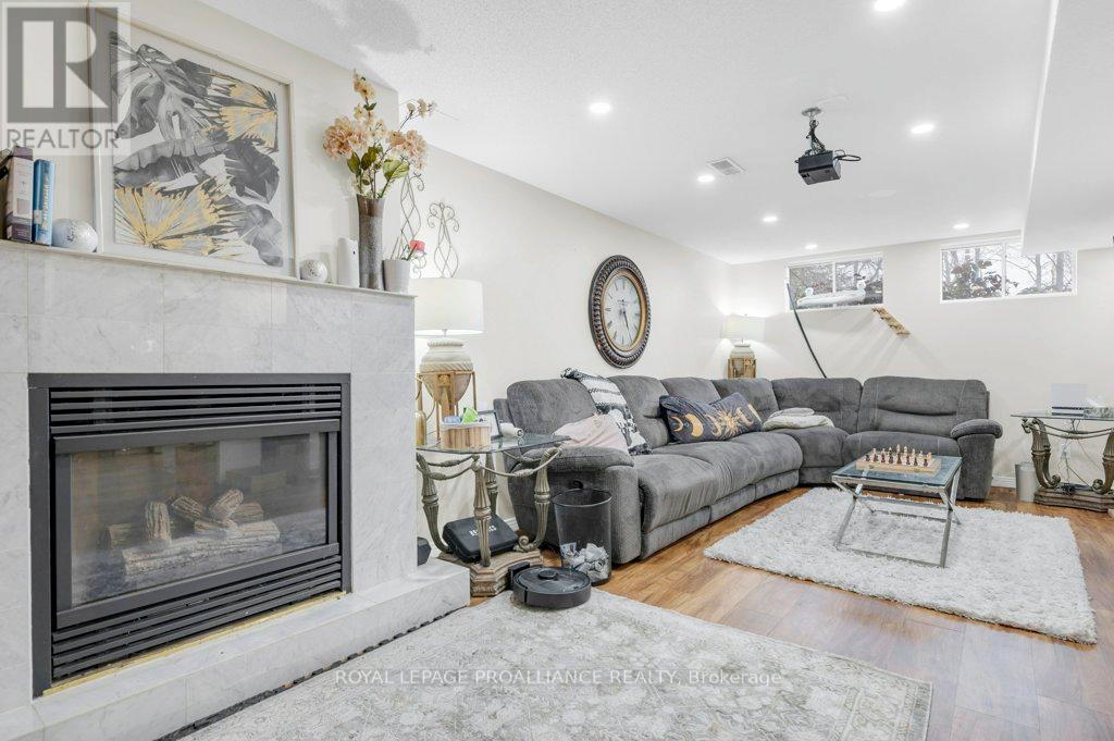 6 Bridlewood Lane, Quinte West, Ontario  K8V 6N4 - Photo 37 - X12929972