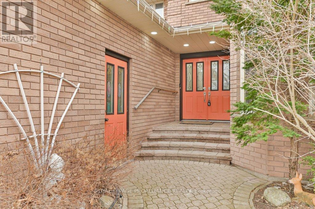 6 Bridlewood Lane, Quinte West, Ontario  K8V 6N4 - Photo 6 - X12929972