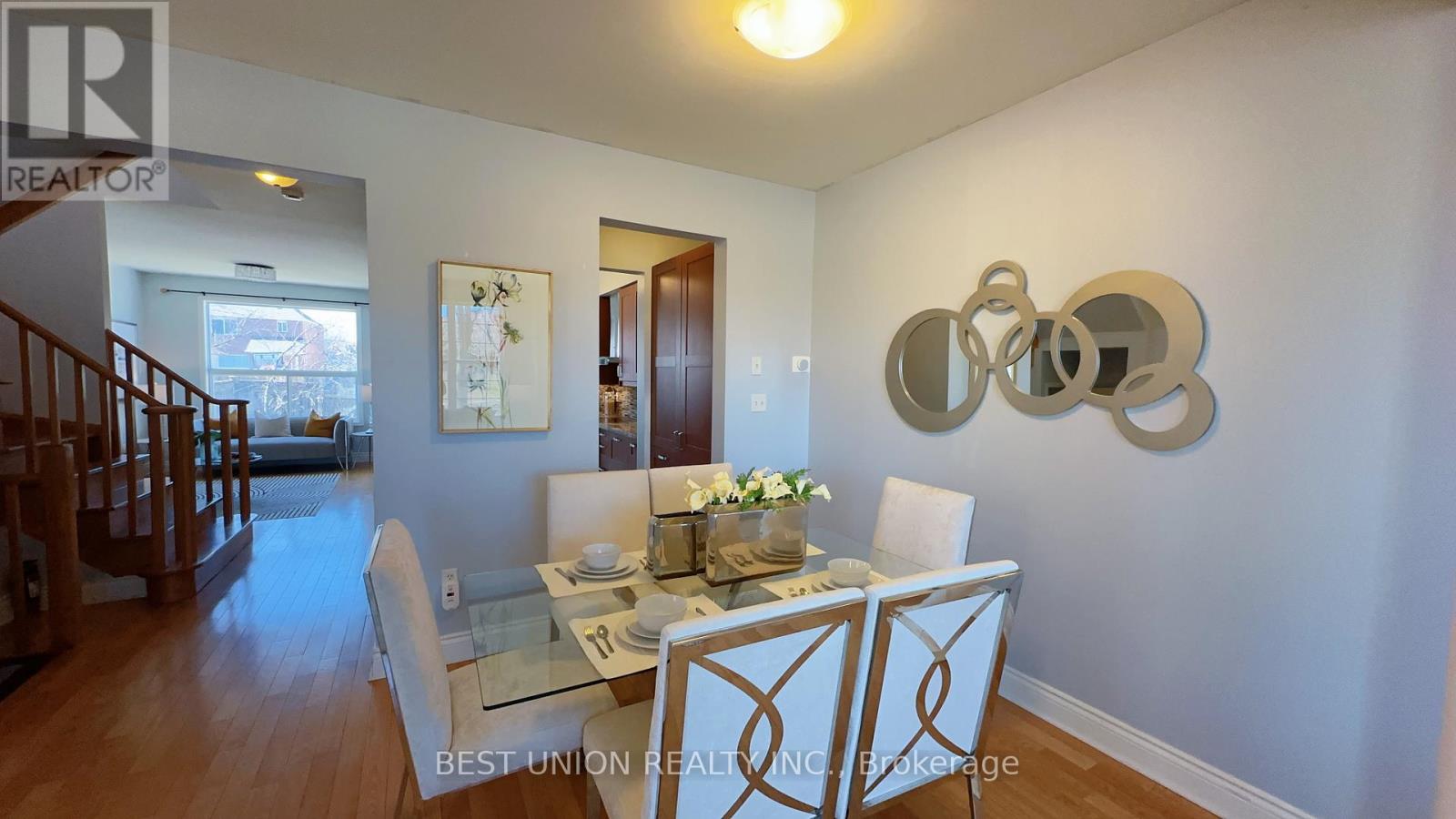 320 Country Glen Road, Markham, Ontario  L6B 1C5 - Photo 6 - N12907794