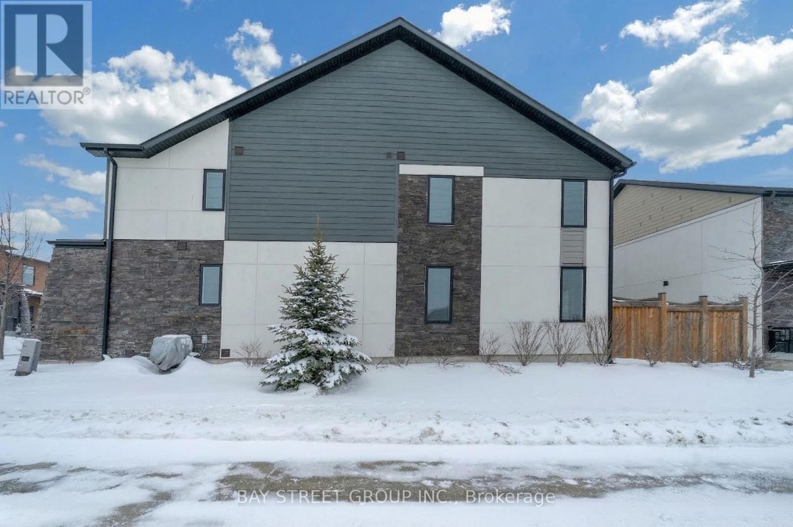 1 Stonehart Lane, Barrie, Ontario  L4M 7E8 - Photo 49 - S12888062