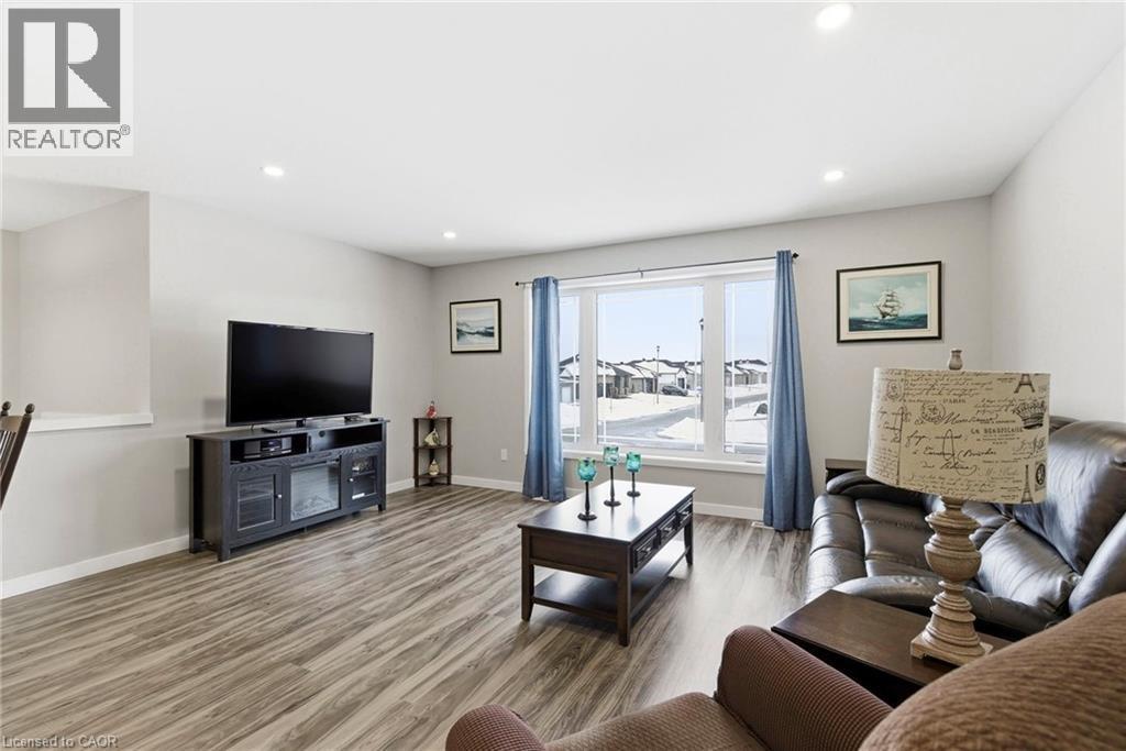 242 Glen Nora Drive, Cornwall, Ontario  K6H 0H6 - Photo 10 - 40802507